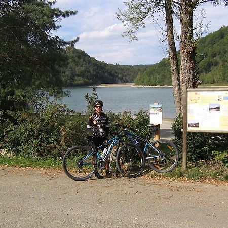 Bedbreakfastbikespyrenees Bed & Breakfast Loubieres Екстериор снимка