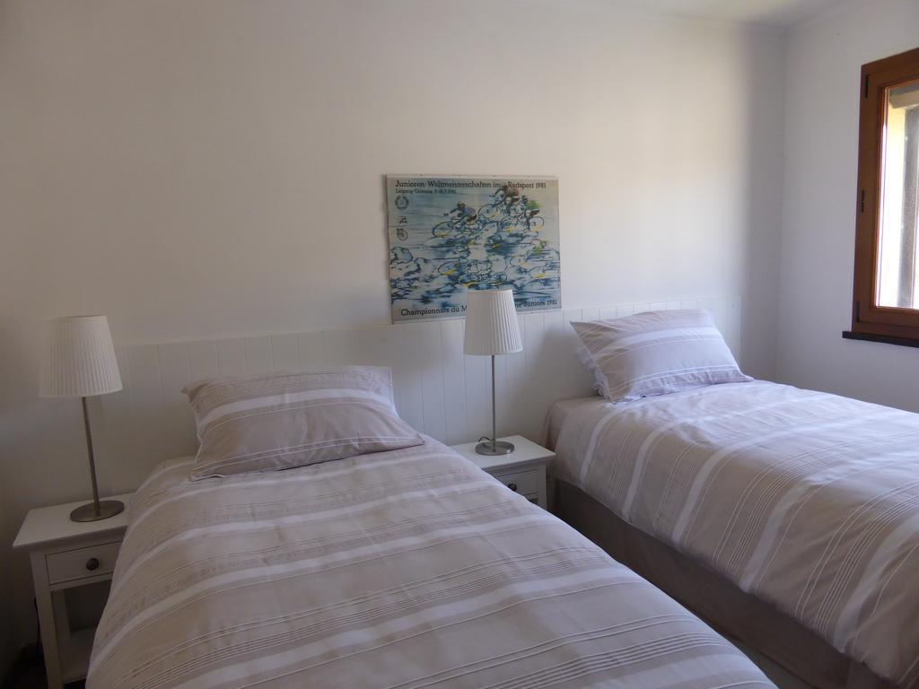 Bedbreakfastbikespyrenees Bed & Breakfast Loubieres Стая снимка
