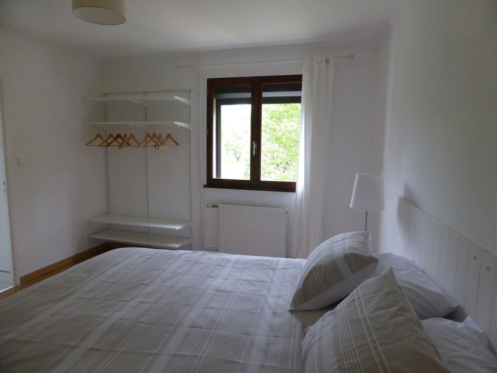 Bedbreakfastbikespyrenees Bed & Breakfast Loubieres Стая снимка