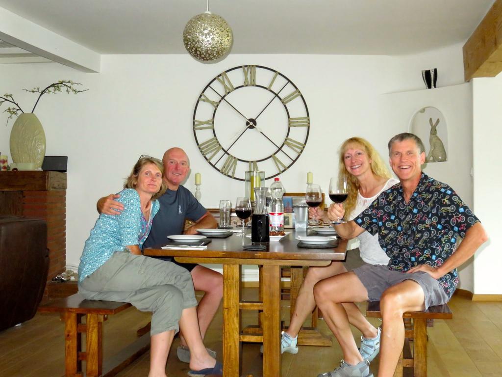 Bedbreakfastbikespyrenees Bed & Breakfast Loubieres Екстериор снимка